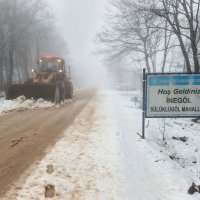 Büyükşehir'in karla mücadelesi bayramda da sürüyor 