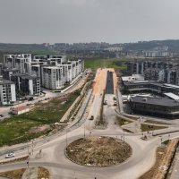 Büyükşehir'le yeni yerleşimlere modern yollar 
