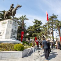 Bursa'da 'Dünya Tiyatro Günü' Kutlaması 