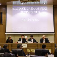 Bursa Büyükşehir’de Başkanvekilliğine Şahin Biba seçildi 