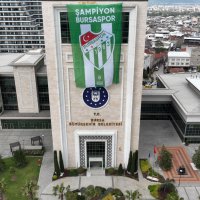 Bursa yeşil beyaza büründü 