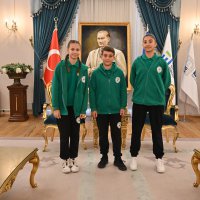 23 Nisan’da başkanlık koltuğu çocukların oldu 