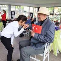 Miniklerden iç ısıtan 23 Nisan kutlaması 