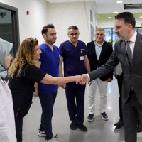 Hemşireler Günü'nde sağlık emekçilerine anlamlı ziyaret 