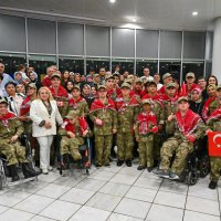 Bursa’da ‘özel’ askerlere renkli kına eğlencesi 