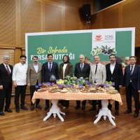 Bursa'nın asırlık lezzetleri aynı sofrada buluştu 