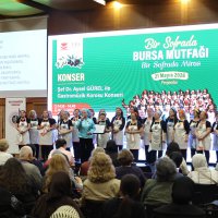 Bursa'nın asırlık lezzetleri aynı sofrada buluştu 