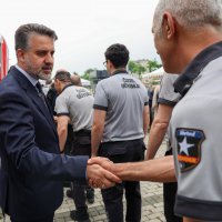 Başkan Vekili Biba, Büyükşehir ailesiyle bayramlaştı 