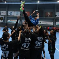Bursa Büyükşehir Belediyespor sezonun üçüncü kupasına da kavuştu 