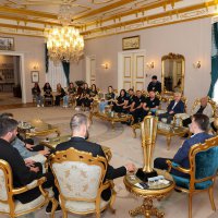 Şampiyon hentbolculardan Başkan Vekili Biba’ya ziyaret 