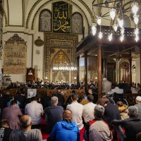 Başkan Vekili Şahin Biba, bayram sabahı öğrencilerle buluştu  