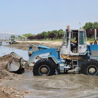 Bursa Büyükşehir’den Hüdavendigar'da dere temizliği 