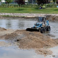  Bursa Büyükşehir’den Hüdavendigar'da dere temizliği 