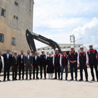 Başkan Vekili Biba Gürsu'ya çıkarma yaptı 