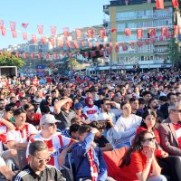 Milli maçta Bursa tek yürek oldu 
