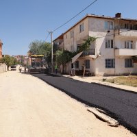 İnegöl'de yollar yenileniyor 