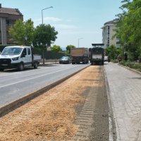  Büyükşehir Üçevler Mahallesi’nde asfalt yeniliyor 