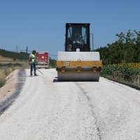 Büyükşehir Nilüfer'de yolları yeniliyor 