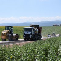 Büyükşehir Nilüfer'de yolları yeniliyor 