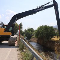 Büyükşehir'den derelerde temizlik seferberliği 