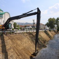 Büyükşehir'den derelerde temizlik seferberliği 