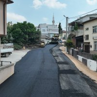 Karacabey'in Yenikaraağaç Mahallesi'nde yollar yenileniyor 