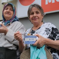 Aşurenin bereketi şehrin dört bir yanına yayılıyor 