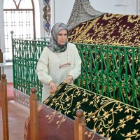 Bursa’da hanedan türbelerindeki puşideler yenileniyor 