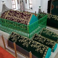 Bursa’da hanedan türbelerindeki puşideler yenileniyor 