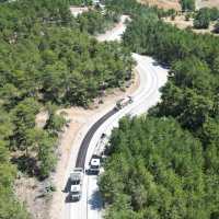 Büyükşehir Keles'te ulaşım kalitesini artırıyor 