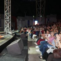 Aslı Hünel’den Açıkhava’da müzik ziyafeti 