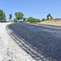 Büyükşehir Harmancık’ta da yolları yeniliyor 