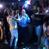 Mustafa Keser’den müzik ve kahkaha dolu gece 