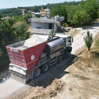 Keles'te yollar hem yenileniyor hem genişliyor 