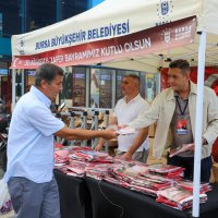Bursa'da Zafer coşkusu ay yıldız ile taçlandı 