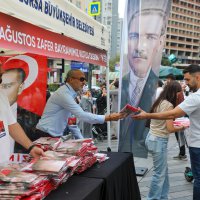 Bursa'da Zafer coşkusu ay yıldız ile taçlandı 