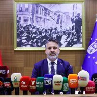 Başkan Vekili Biba: “Bütün otobüsleri elektrikliye çevireceğiz”