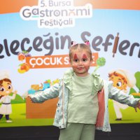 Festivalde çocuklar hem eğlendi hem spor yaptı