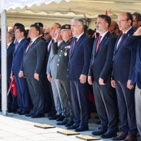 Başkan Vekili Biba, kahramanları anma törenine katıldı