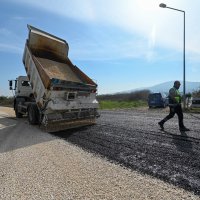 Büyükşehir, Erdoğanköy Kent Mezarlığı'nın yollarını yeniledi