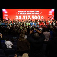 Bursa'nın şampiyonlarına ve amatör spora dev destek