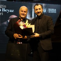 Ünlü piyanist Bursa'da müzikseverlerle buluştu